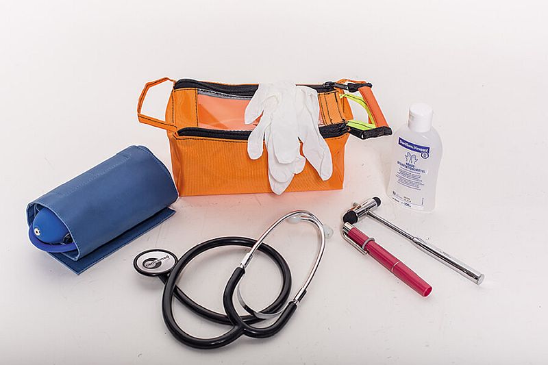Notfallkoffer Füllung Arzt Diagnostik